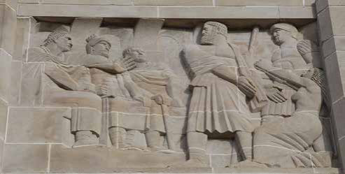 6. Walk through the monument and up onto the promenade